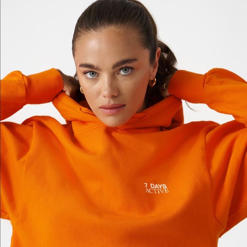 NWT oversized 7 Days Active vintage hoodie.